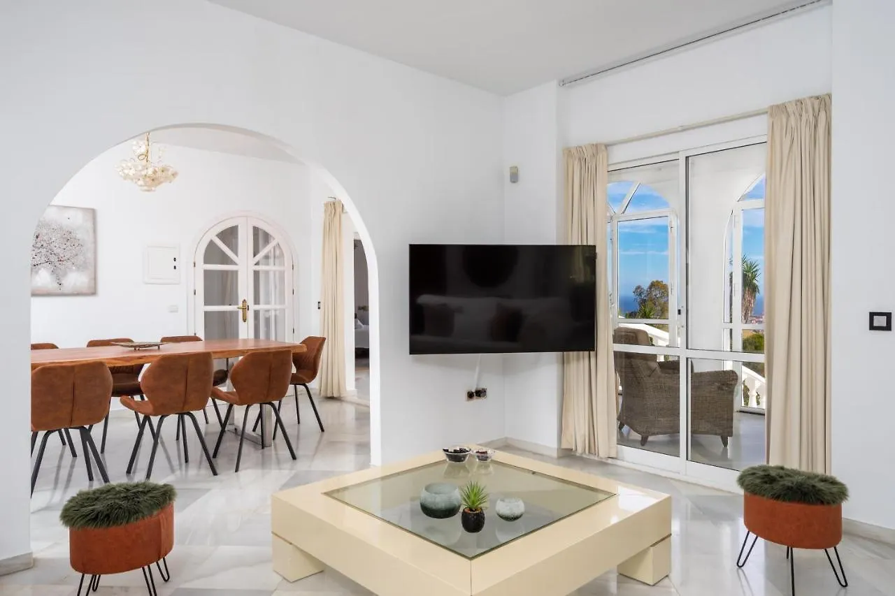 Villa Sabah By Costarentals - Ref 119 米哈斯