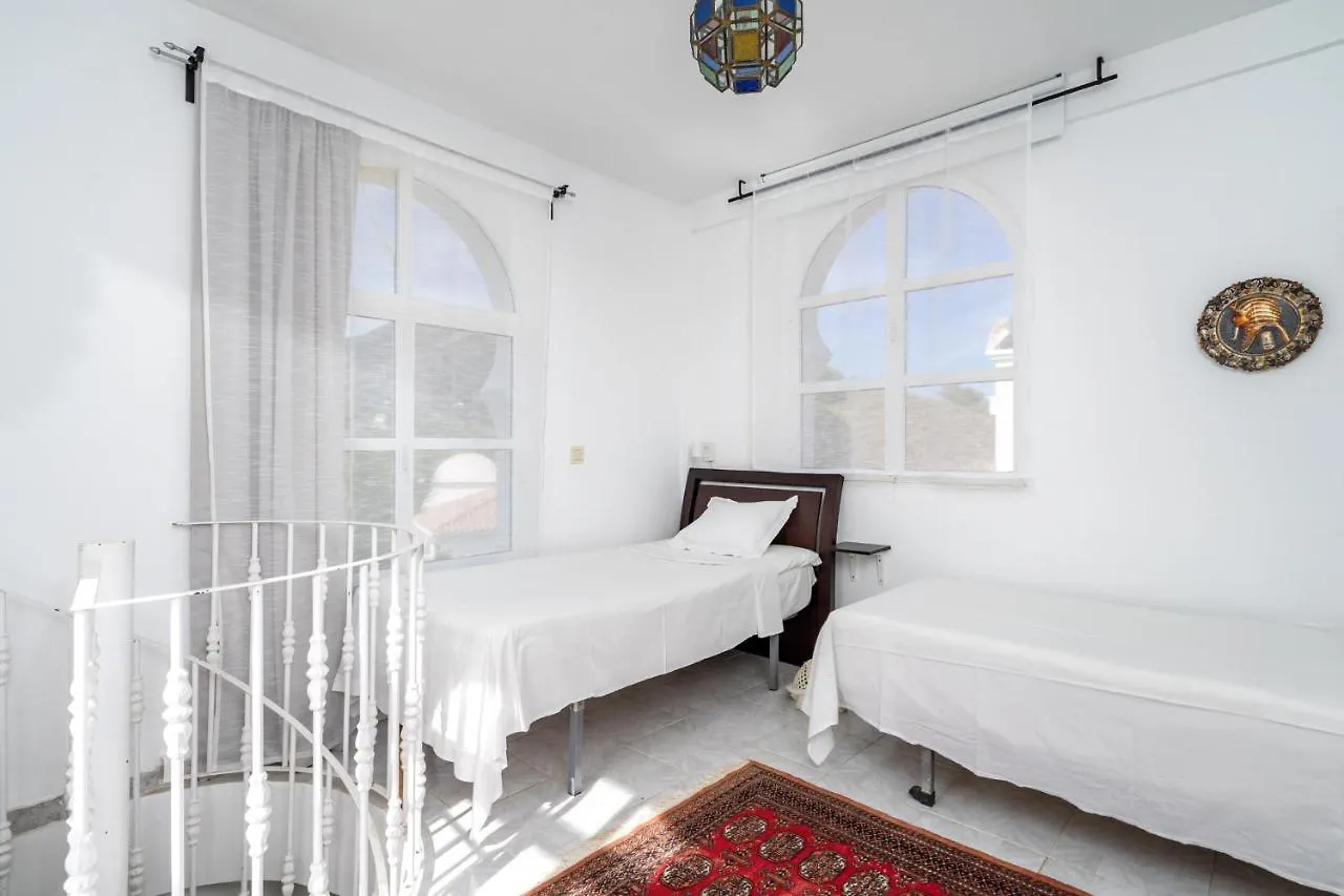 Villa Sabah By Costarentals - Ref 119 米哈斯